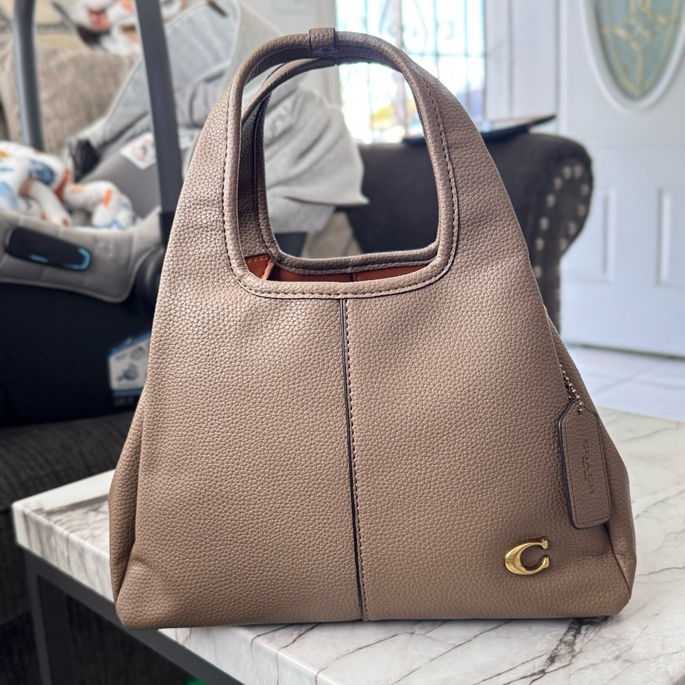 Coach Lana shoulder or hand bag!